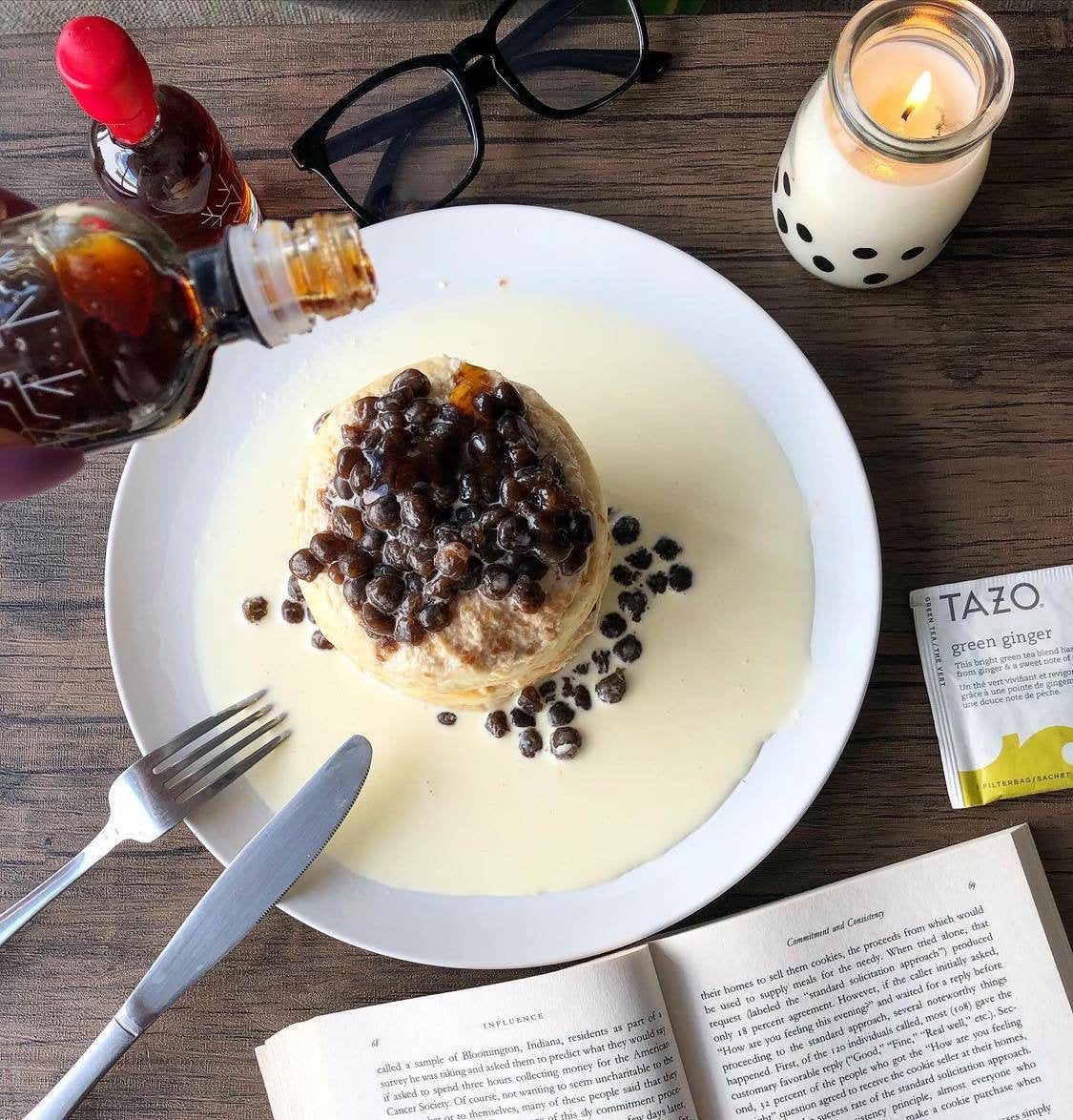 Souffle Pancake Candle